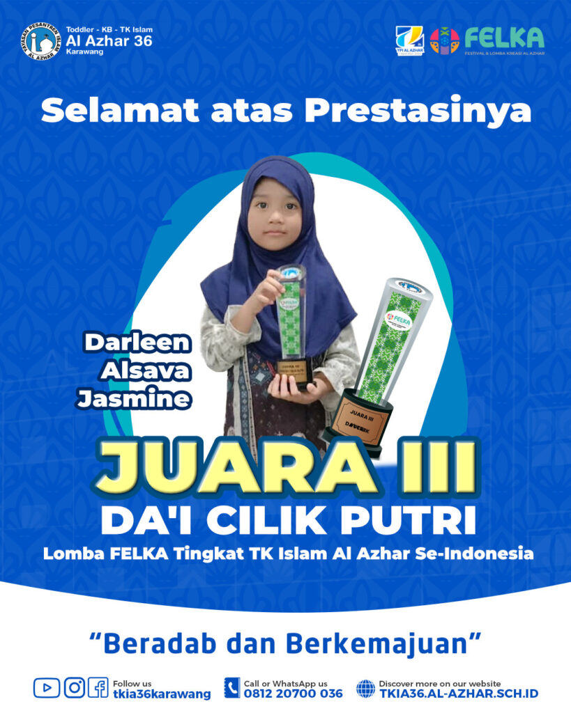 Darleen Alsava Jasmine memegang piala Juara III Lomba Da'i Cilik FELKA tingkat TK Islam Al Azhar Se-Indonesia.